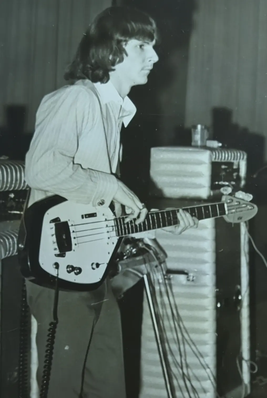 Paul Lanzendorfer on bass